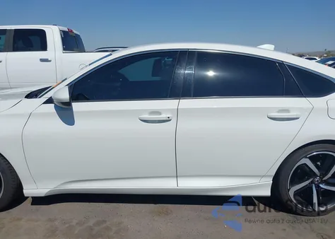 2018 Honda Accord Sport z USA, uszkodzony, nr VIN 1HGCV1F30JA172094